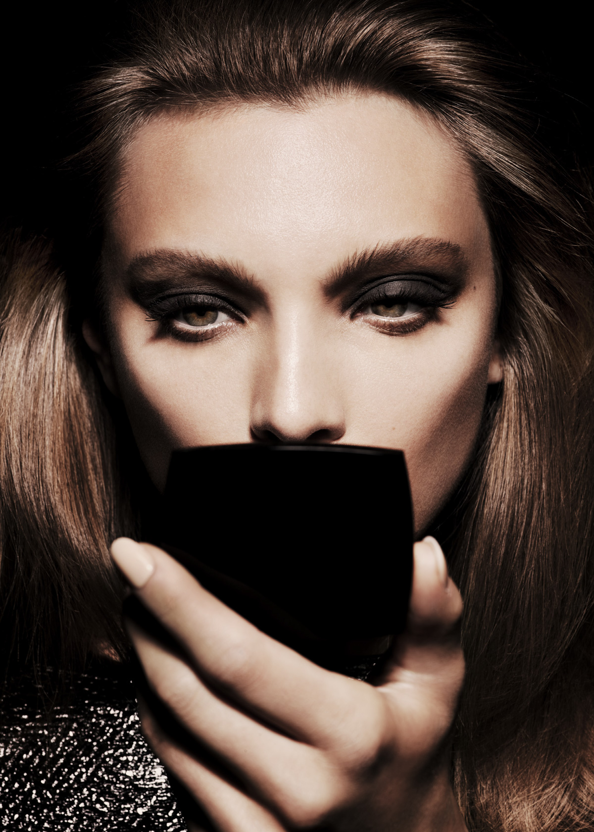 House Of Usher Beauty Fashion Shots 06