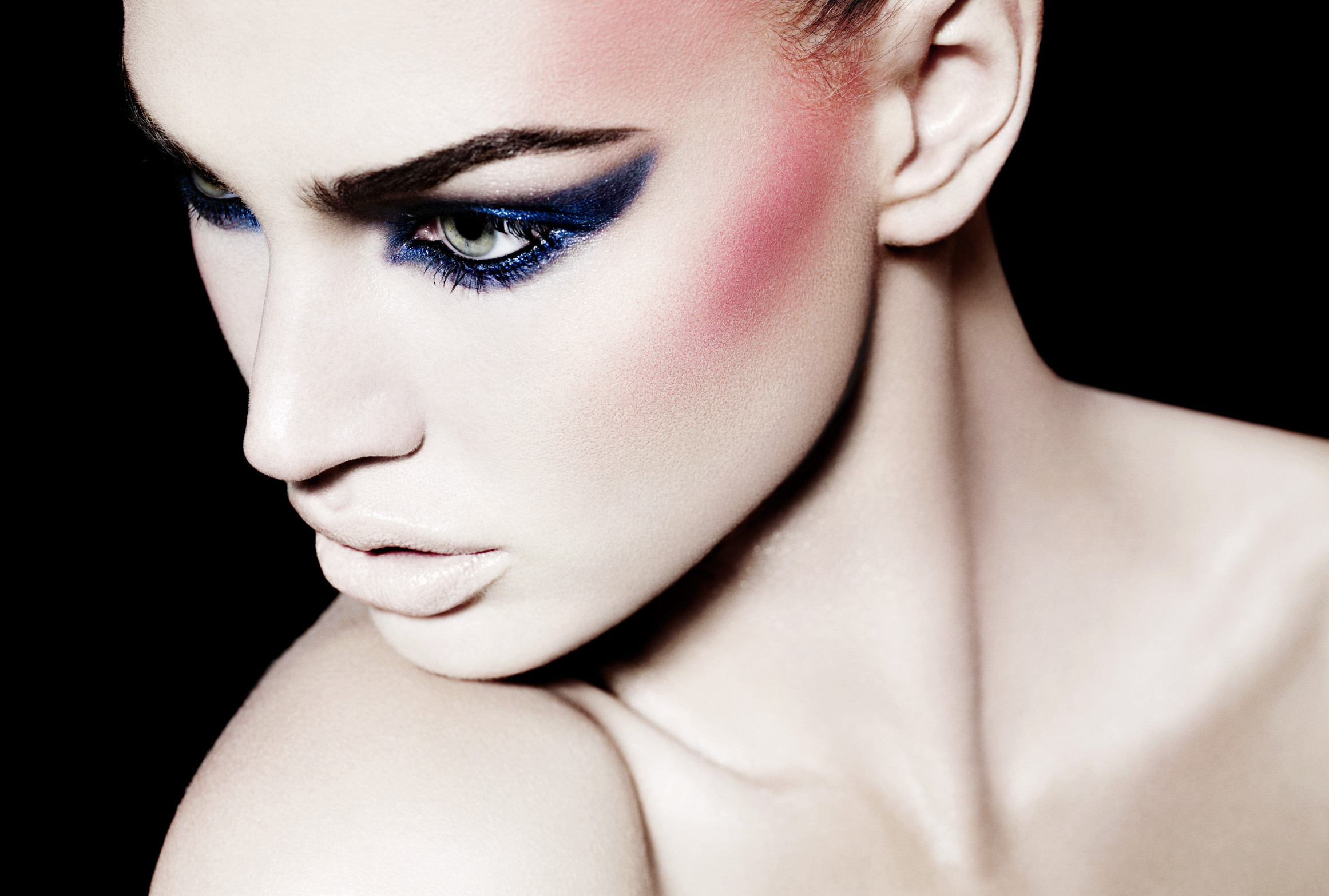 House Of Usher Beauty Fashion Shots 11