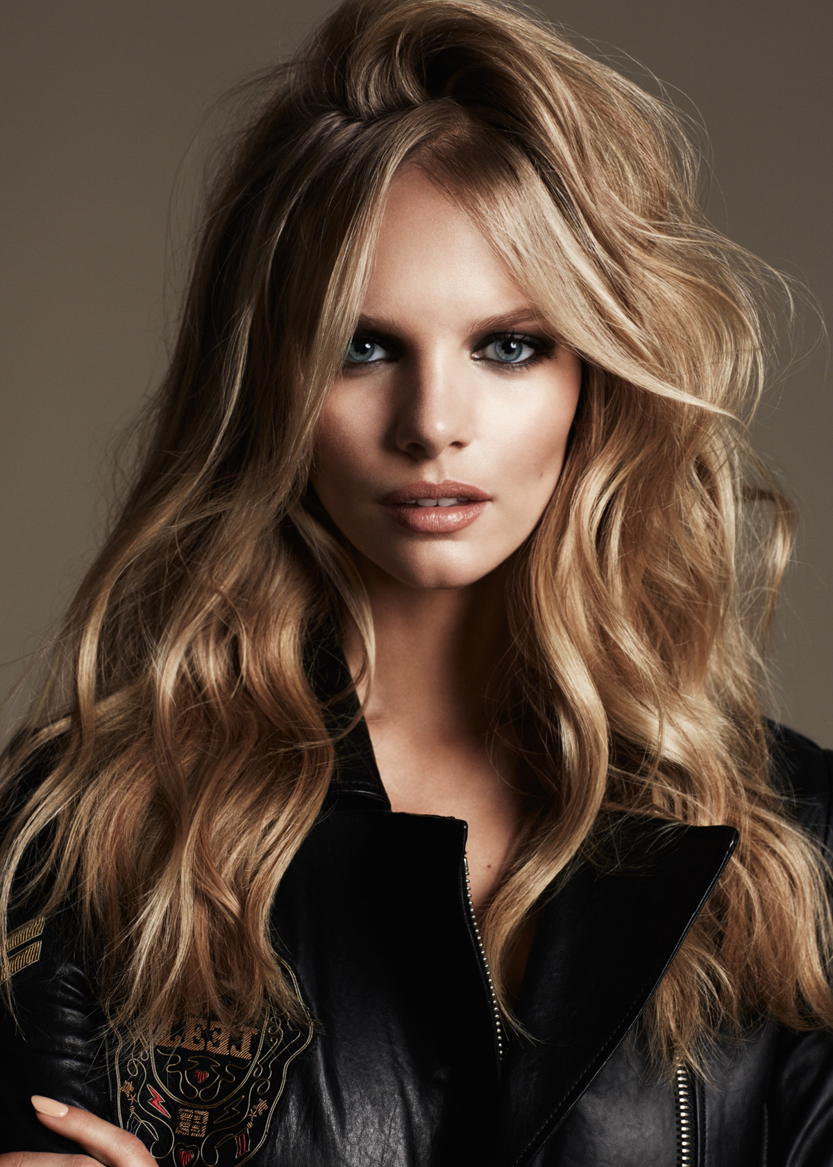 House Of Usher Beauty Fashion Shots 2016 02