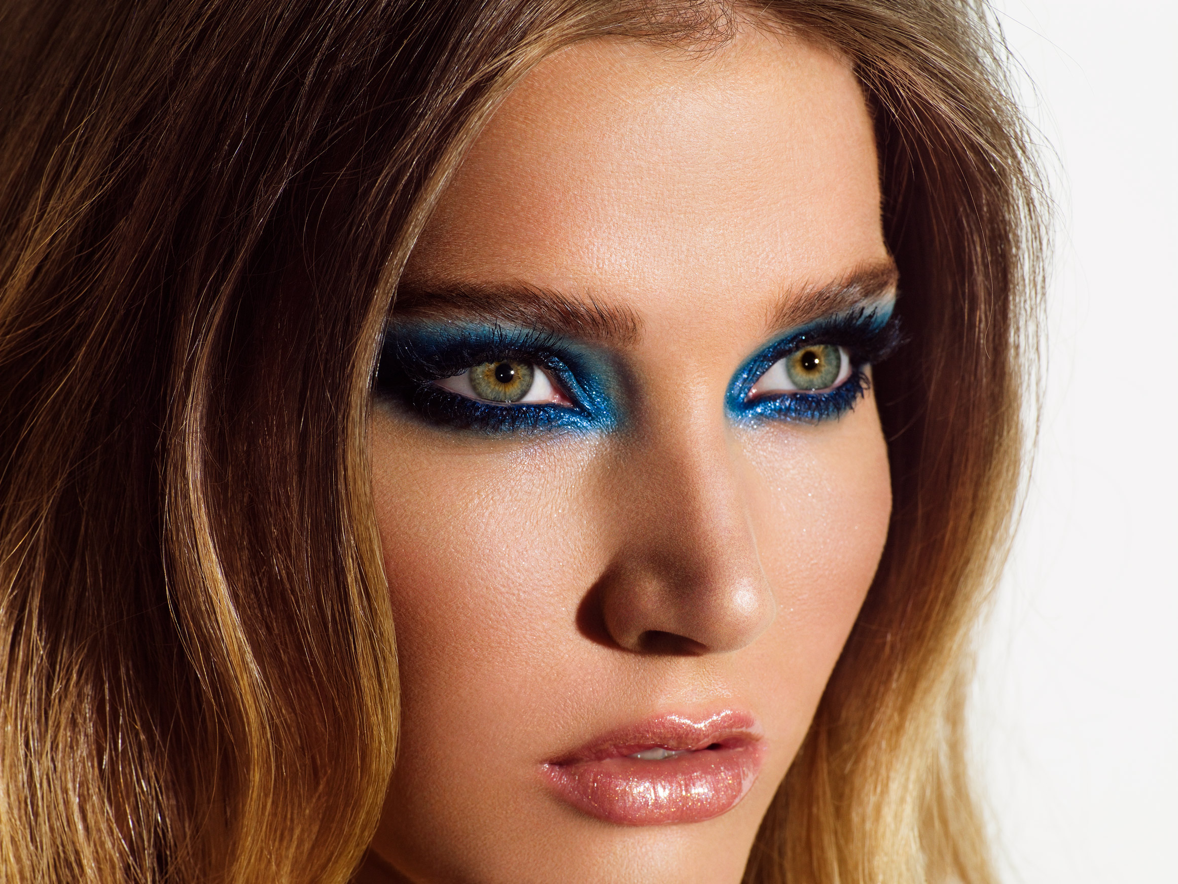 house-of-usher-beauty-fashion-shots-2016-09