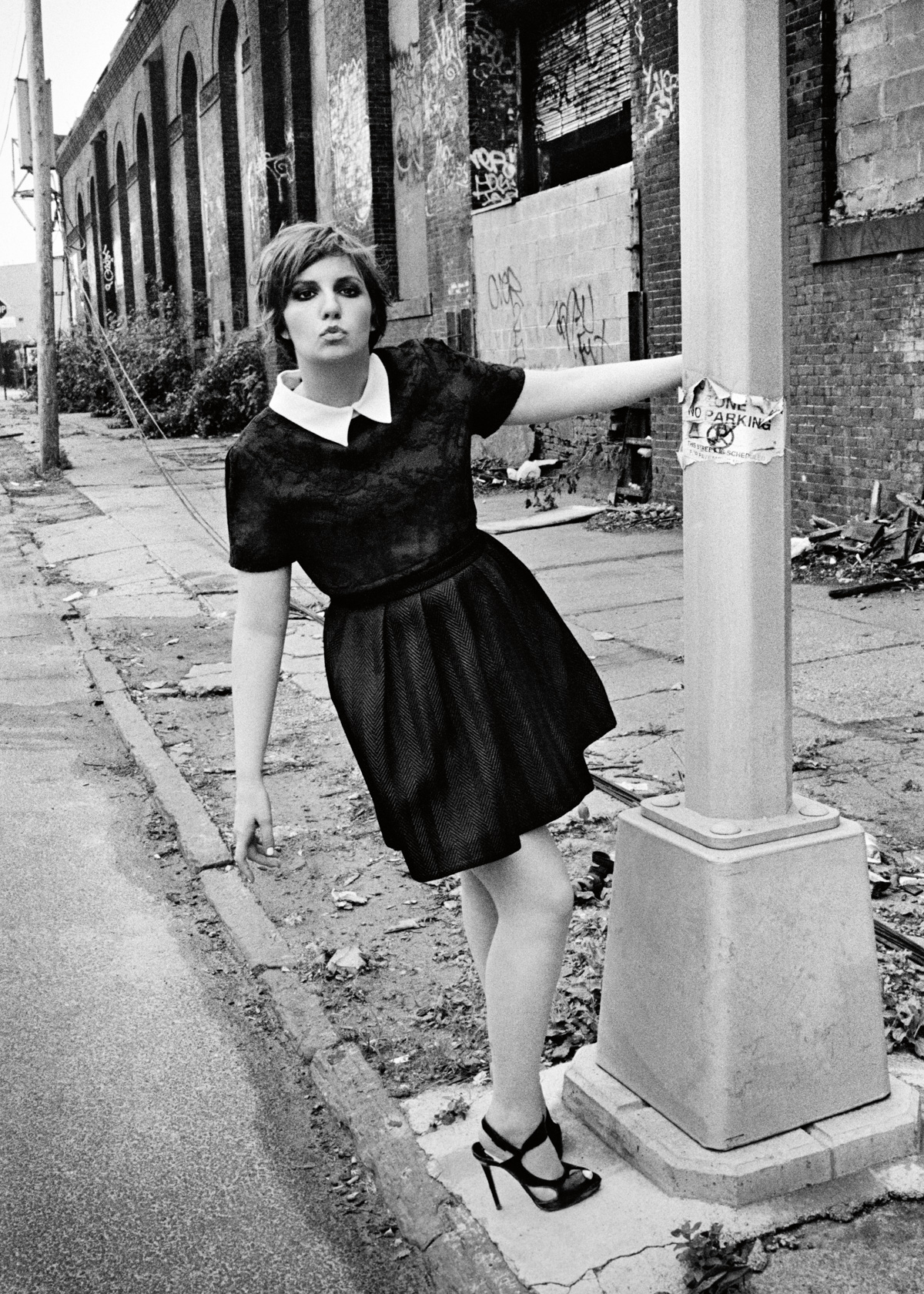 House Of Usher Lena Dunham by Alexei Hay 02