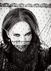 House Of Usher Natalie Portman by Ellen Von Unwerth 01