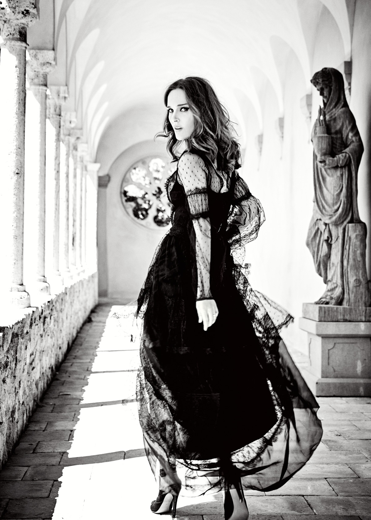 House Of Usher Natalie Portman by Ellen Von Unwerth 02