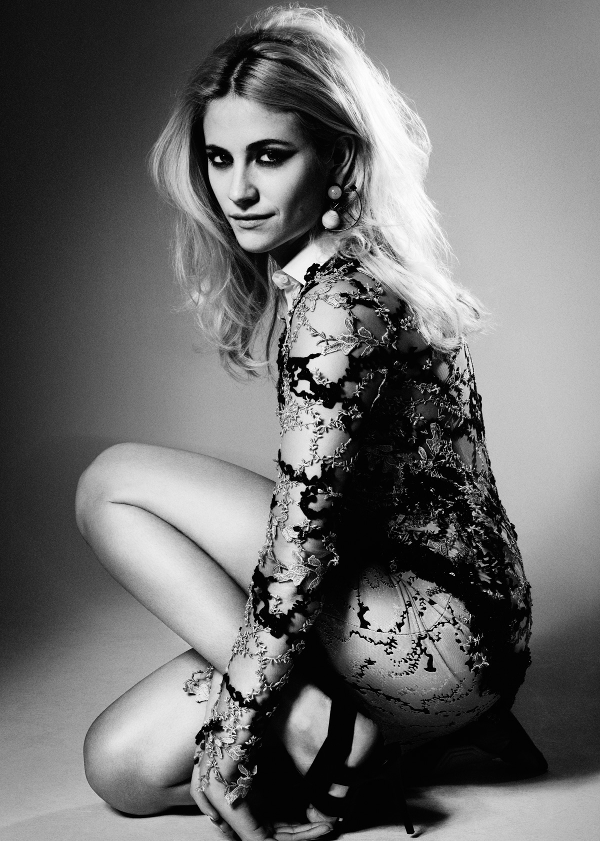 House Of Usher Pixie Lott by Simon Emmett 05