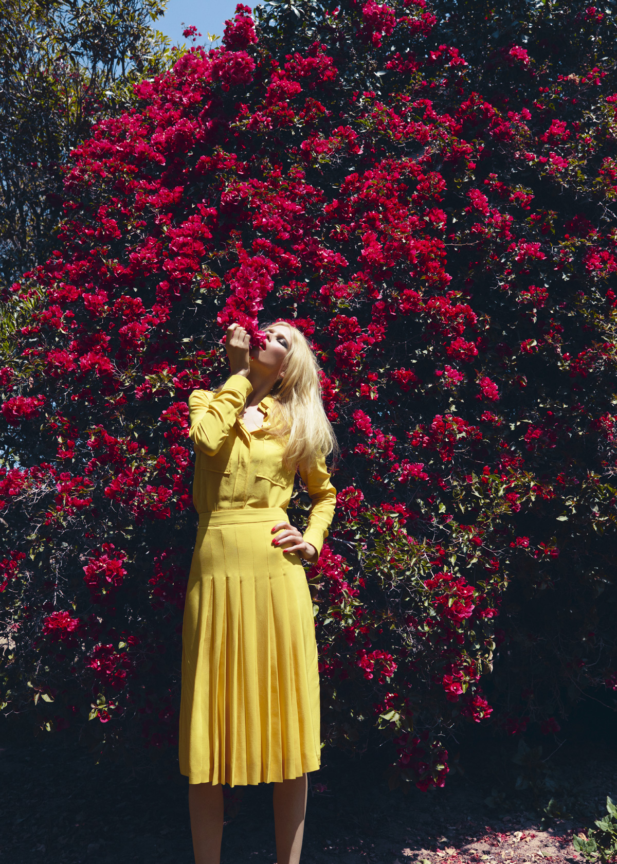 House Of Usher Claudia Schiffer by Horst Diekgerdes 02
