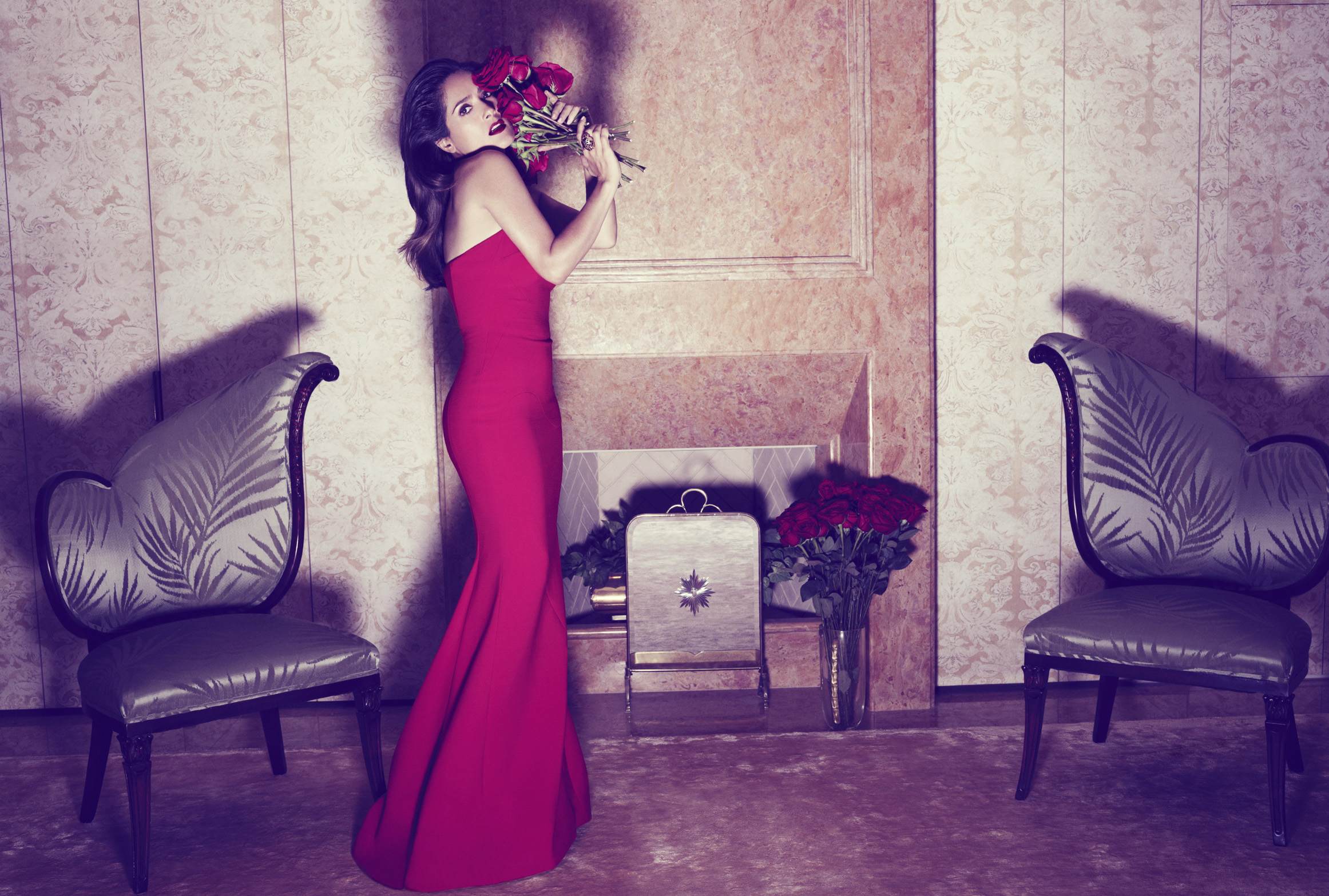 House Of Usher Salma Hayek by Paola Kudacki 01