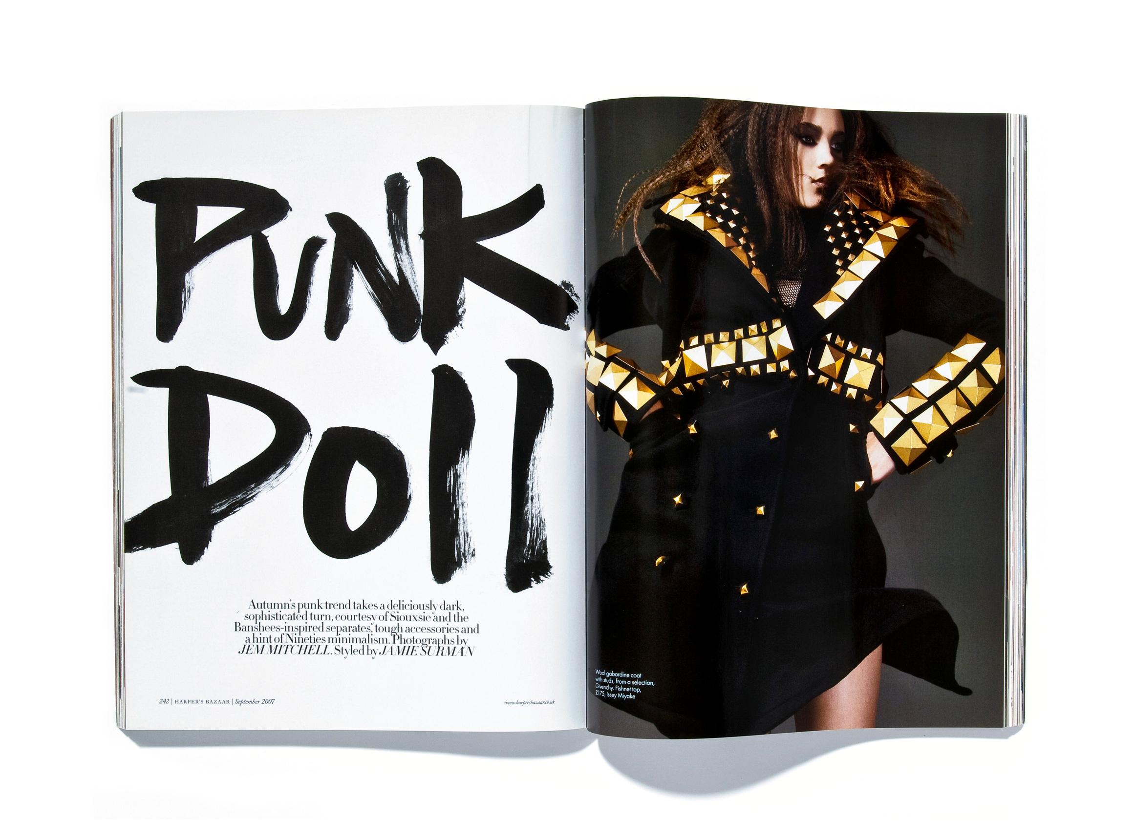 house-of-usher-editorial-11-punk-doll
